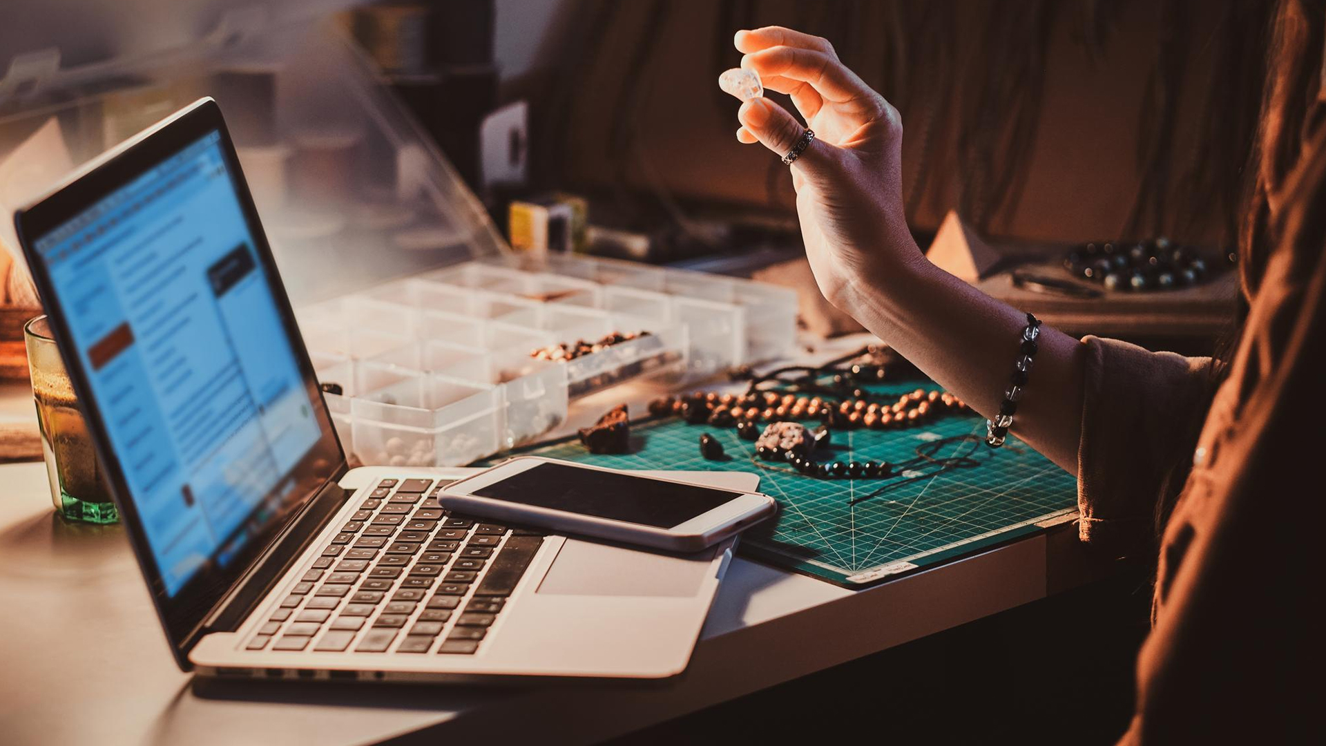 How Author Website Development Helps Writers Build Credibility Online