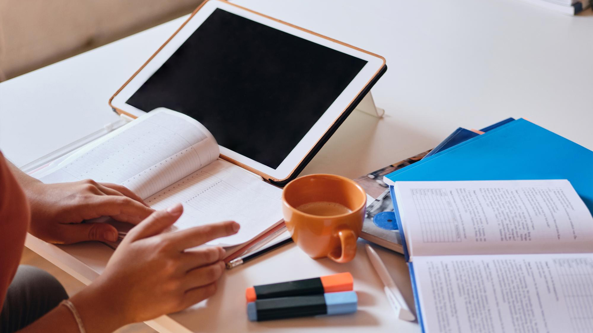 A Complete Ebook Publishing Checklist for New Authors in 2026
